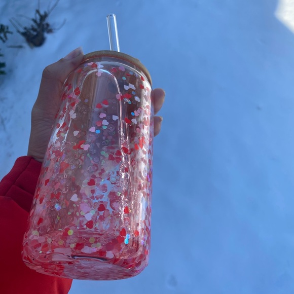 12oz glass heart snowglobe tumbler - Picture 4 of 4